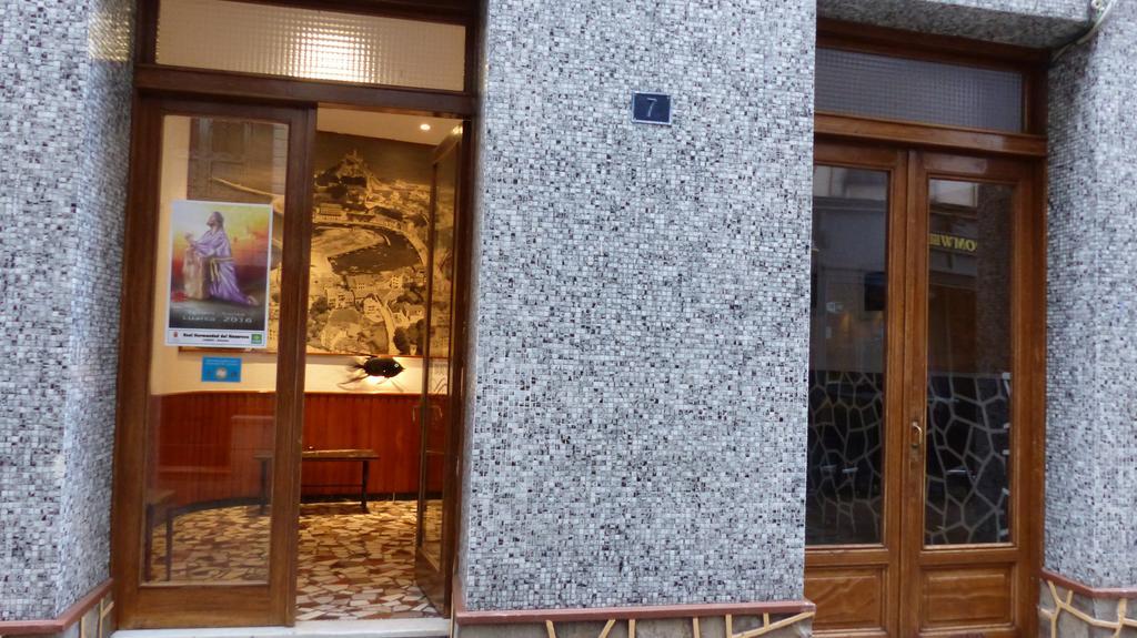 Pension Oria Luarca Exterior foto